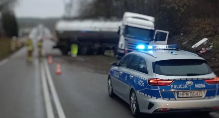 Cysterna w rowie [FOTO]