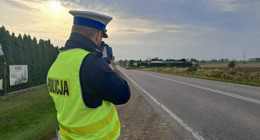 Weekendowe kontrole drogówki: dwa prawa jazdy zatrzymane