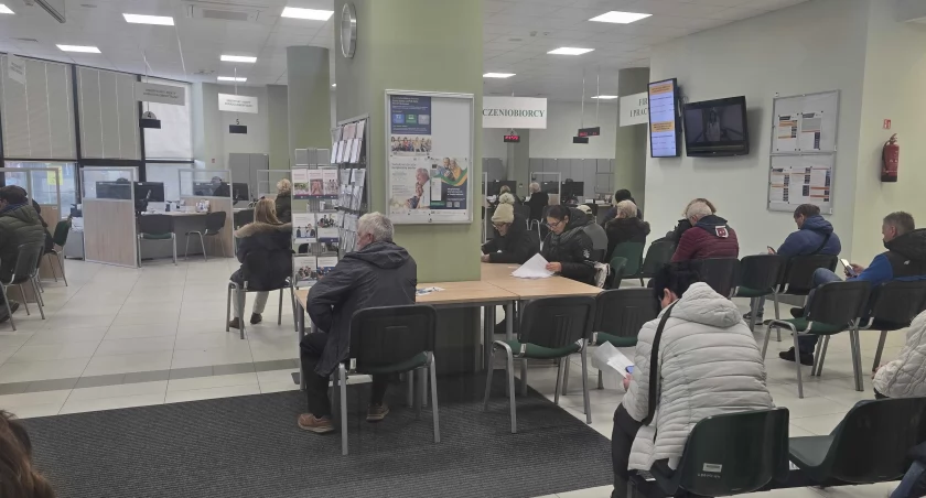 Umów się  wygodnie do ZUS-u na dostępny dzień i godzinę