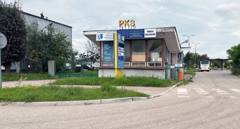 Modernizować, nie likwidować. Łomżyńscy radni bronią bazy PKS [VIDEO]