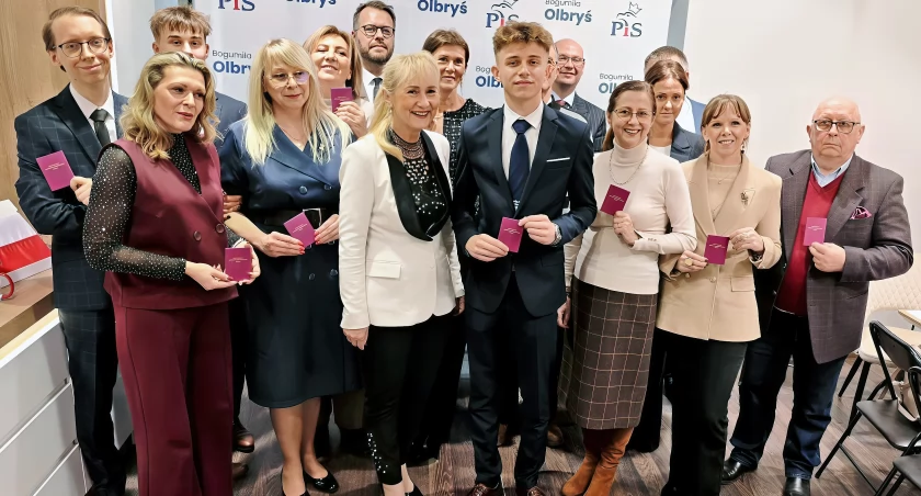 Szesnastka do zadań terenowych. Posłanka Bogumiła Olbryś powołała społecznych asystentów [VIDEO i FOTO]