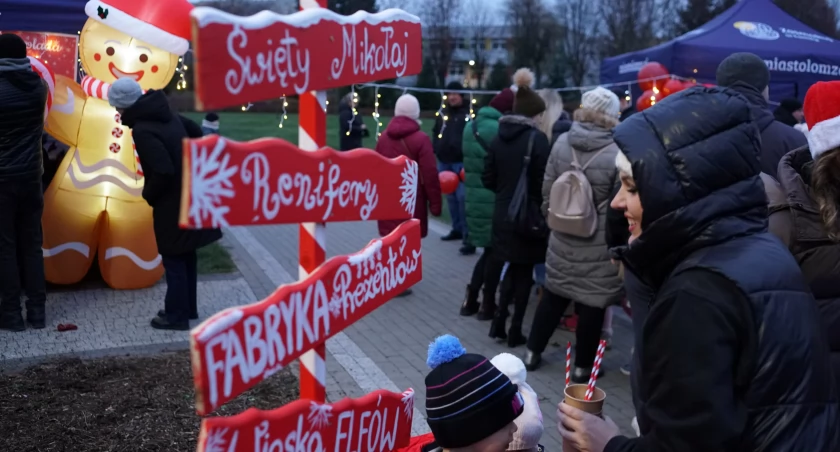 Łomża: Magiczne Mikołajki w Parku Jana Pawła II [VIDEO I FOTO]