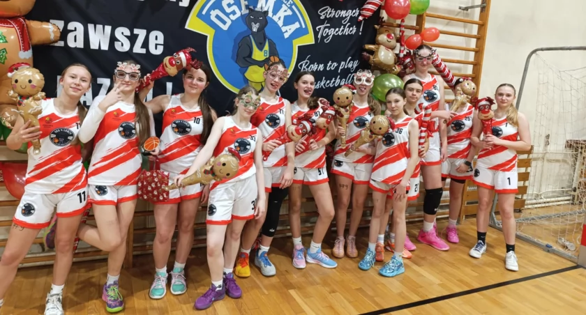 Udany start koszykarek UKS 4 Łomża w Skierniewicach