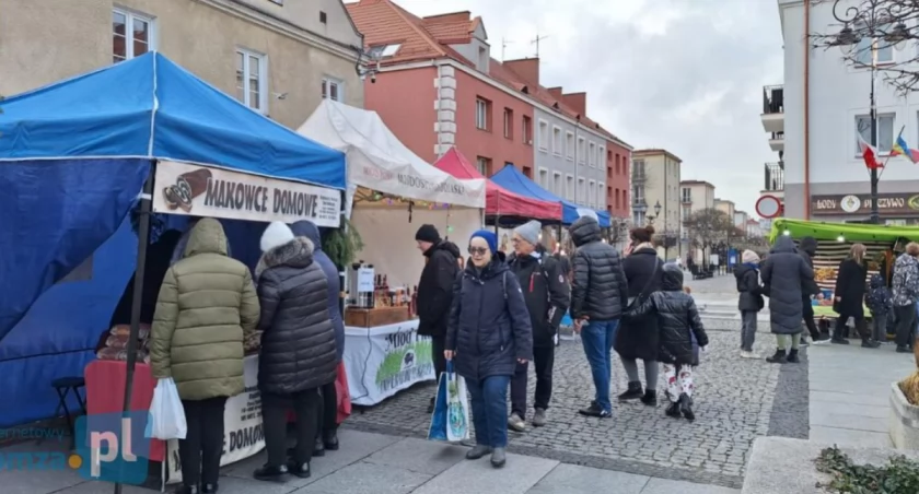 Bożonarodzeniowy Jarmark w Łomży: koncerty, konkurs i wizyta Mikołaja