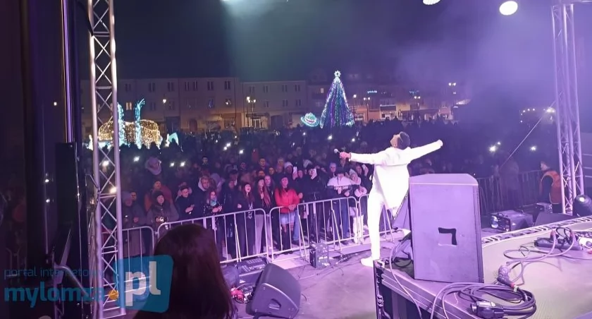 Kto rozgrzeje Łomżę w Sylwestra? Szykuje się huczna zabawa na Starym Rynku