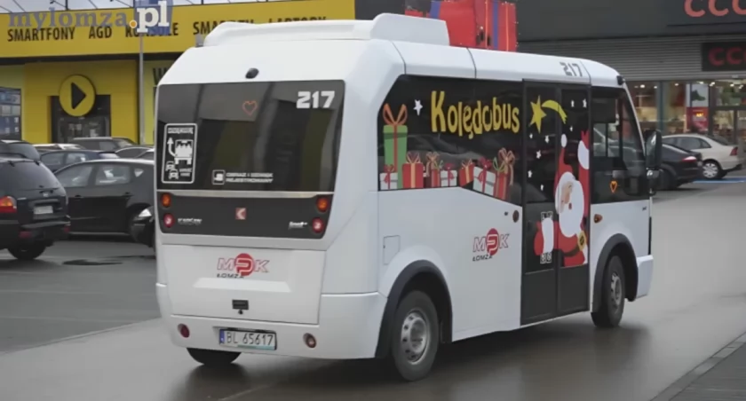 Kolędobus ponownie na ulicach Łomży. Dwa dni ze świąteczną muzyką
