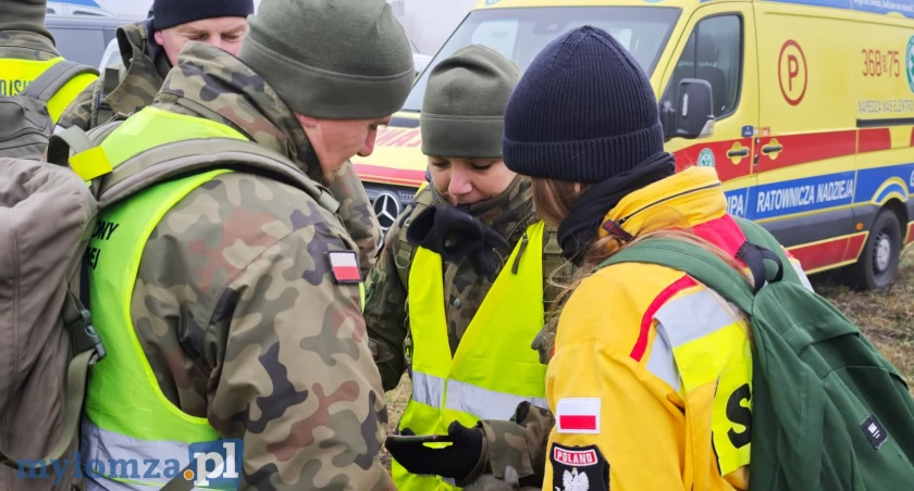 Zaginiona grupa w Lesie Giełczyńskim. Służby doskonaliły metody poszukiwawcze [FOTO i VIDEO]