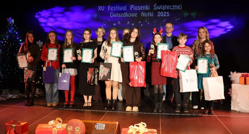 Dojrzałe głosy i trudne werdykty. Ostatni akord XV Festiwalu Piosenki Świątecznej [VIDEO]