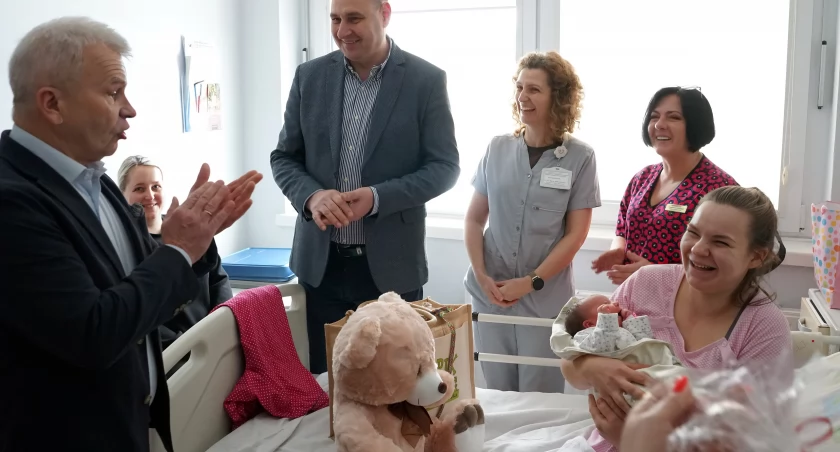 Pierwsze dzieci 2026 roku w Łomży. Noworoczne wizyty i wielkie emocje na porodówce [FOTO] 