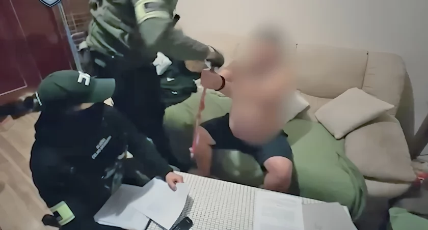 Wólka Kosowska, czeskie spółki i lewe faktury. Nasi celnicy rozbili mafię, która wyprała miliony [VIDEO]
