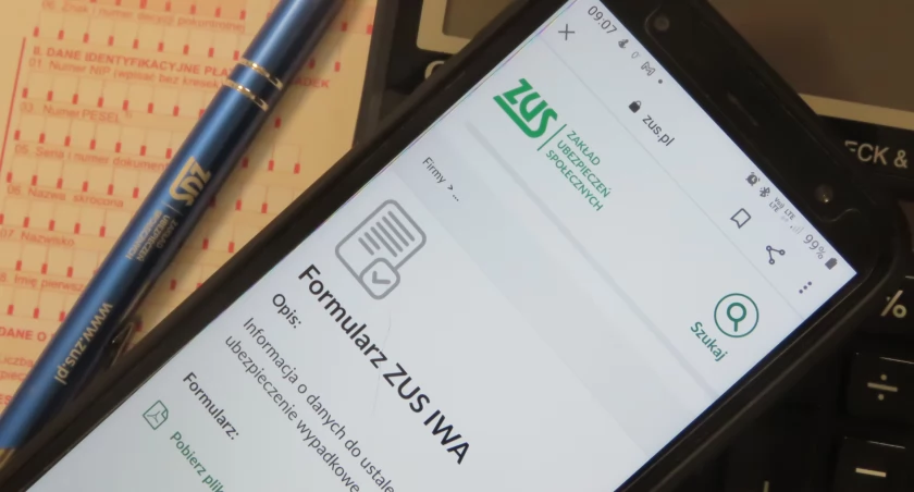 Zbliża się termin złożenia ZUS IWA 
