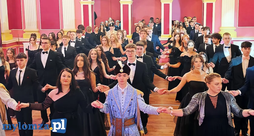 Radość, humor, uśmiech. Maturzyści z II LO zatańczyli u Hanki Bielickiej [VIDEO i FOTO]