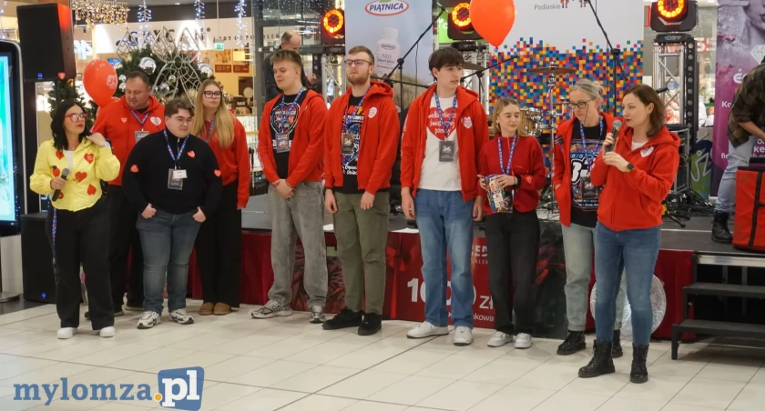Wielkie serca mieszkańców. Łomża znów wsparła WOŚP [FOTO i VIDEO]