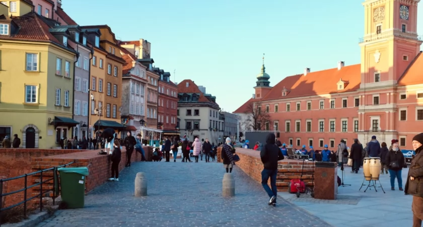 Penthouse czy apartament w kamienicy – różne oblicza luksusu w Warszawie