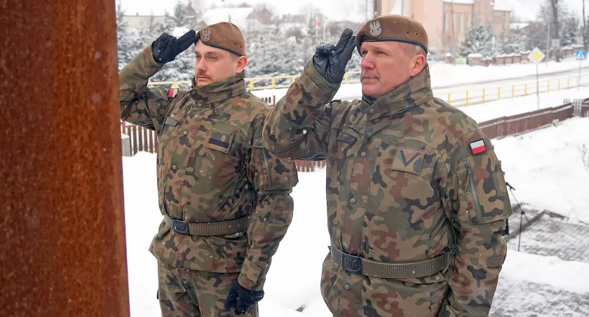 Ból, mróz i wieczna pamięć. Podgórze oddało hołd ofiarom sowieckich deportacji [FOTO]