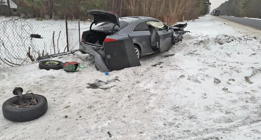 Wypadek na trasie do Ostrołęki. Droga całkowicie zablokowana! [FOTO]