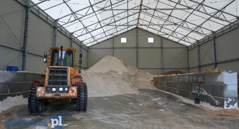 MPGKiM walczy z zimą przez całą dobę. Rekordowy sezon odśnieżania dróg i chodników [FOTO i VIDEO]