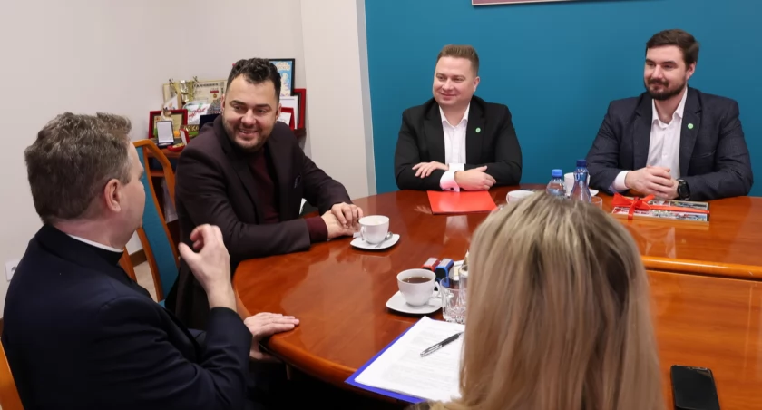 Bezpieczeństwo na pierwszym miejscu. Miasto i ratownicy zacieśniają współpracę [FOTO]