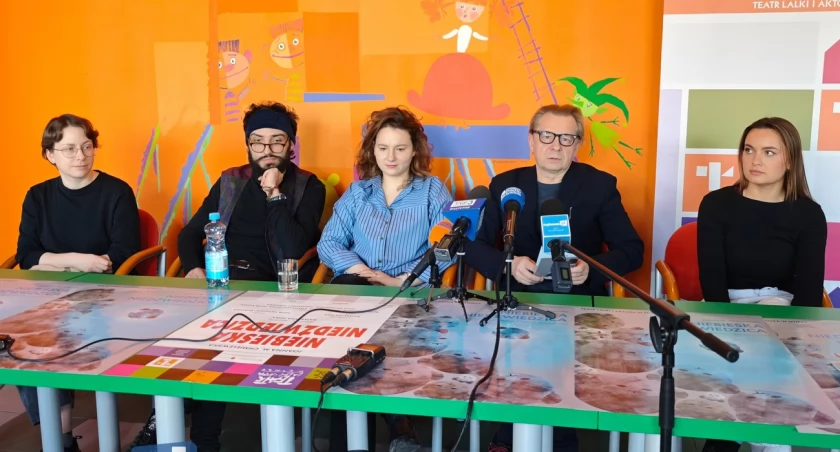 Nowy spektakl w łomżyńskim teatrze. „Niebieska Niedźwiedzica”  zadebiutuje już w ten weekend [FOTO i VIDEO]
