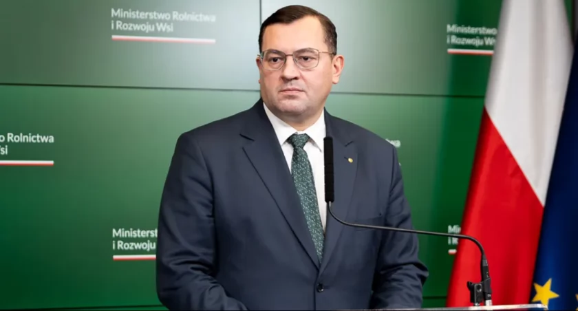Stefan Krajewski pozostaje ministrem. Sejm odrzucił wotum nieufności
