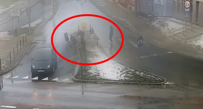 Bójka pod okiem kamer. Cztery osoby pobiły się o względy nastolatki [FOTO i VIDEO]
