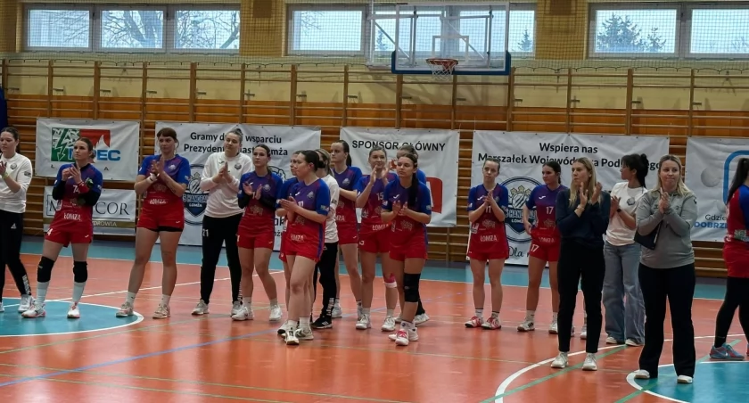 Łomżanki kontra Rzeszowianki