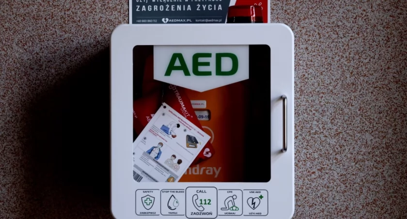 Defibrylatory AED pojawią się w Łomży. Rusza projekt z Budżetu Obywatelskiego