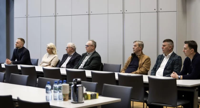 Młodzi przedsiębiorcy z pomysłami. 17 projektów w finale konkursu „Zabiznesuj w Łomży” [FOTO]
