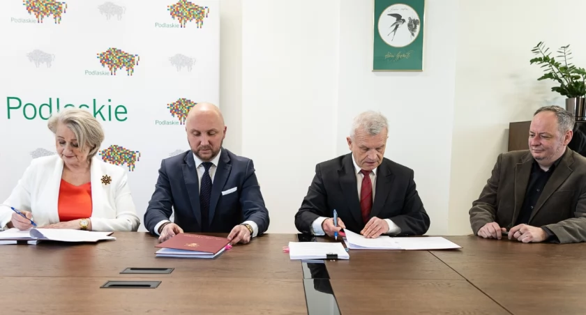 Modernizacja Skansenu w Nowogrodzie coraz bliżej. Powstaną nowe budynki [FOTO]