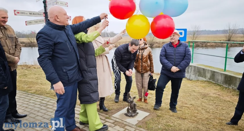 Nowe figurki jelonków w Łomży. Kolejne miniatury ozdobiły miasto [FOTO i VIDEO]