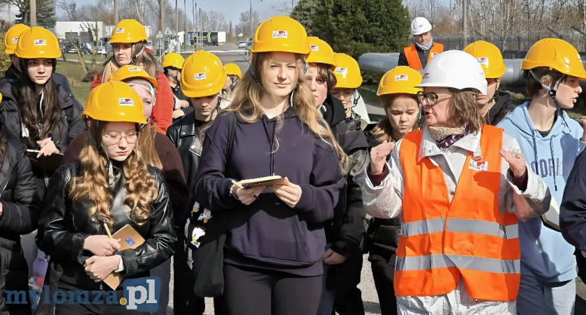 Łomżyńska młodzież w sercu ciepłownictwa. Wizyta studyjna w MPEC-u [VIDEO i FOTO]