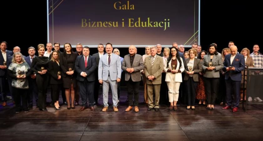 Mistrz i uczeń: Nowoczesny sojusz łomżyńskiej nauki z lokalnym biznesem [FOTO]
