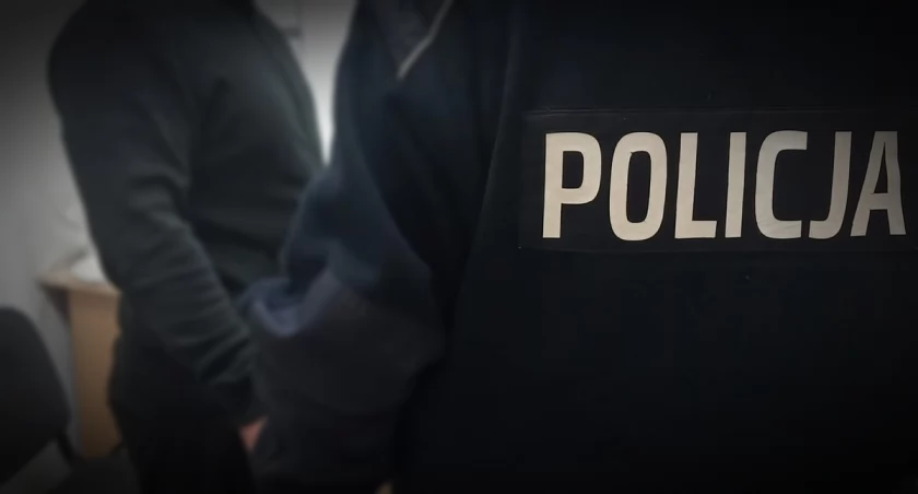 Sześć lat migał się od kary. Policjantom otworzył, żeby nie zniszczyli drzwi