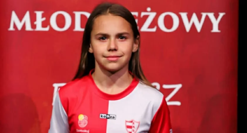 Oliwia Szczęsna z zaproszeniem do Czarnych