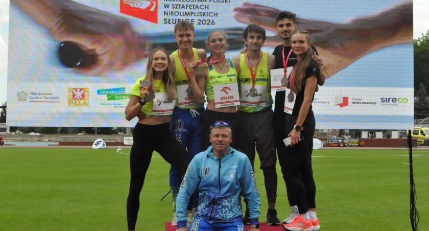 Łomżyńscy lekkoatleci z medalami! Pokazali moc! [FOTO]