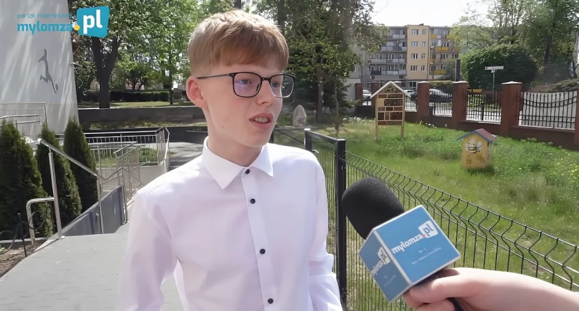 Egzamin ósmoklasisty 2026 z języka polskiego. Stanisław Lem sprawił problem uczniom z Łomży [VIDEO]