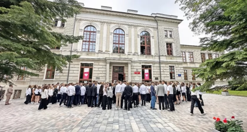 Ruszyła rekrutacja do szkół ponadpodstawowych w Łomży