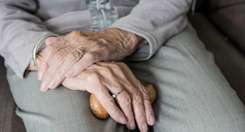 Policjanci z Łomży z ważnym apelem do seniorów