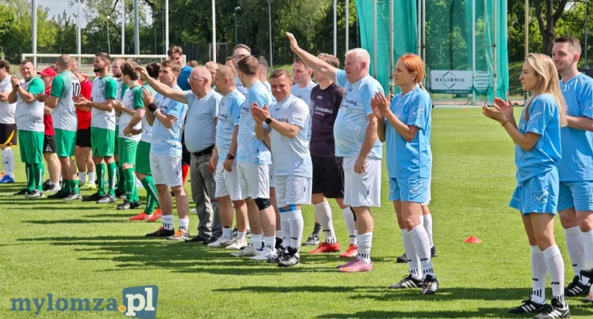Turniej na 100-lecie ŁKS-u Łomża. Urzędnicy zamienili krawaty na korki [VIDEO i FOTO]