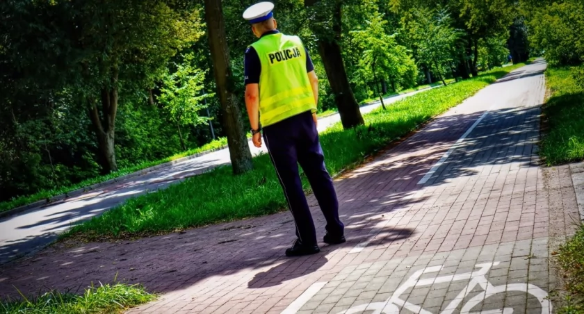 Rowerzyści i motocykliści muszą uważać szczególnie. W Łomży i powiecie trwa akcja „Bezpieczny Jednoślad”