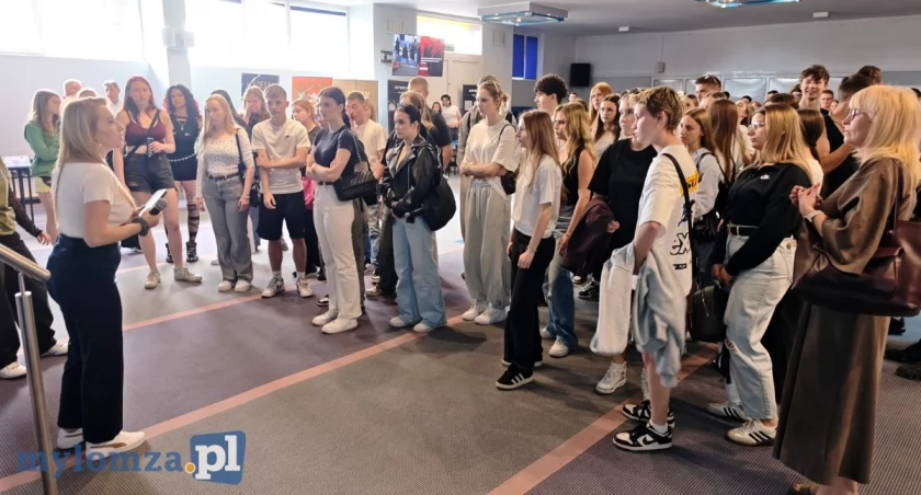 Dzień otwarty w MANS. Łomżyńska akademia otworzyła swoje drzwi dla ponad 300 uczniów [VIDEO i FOTO]