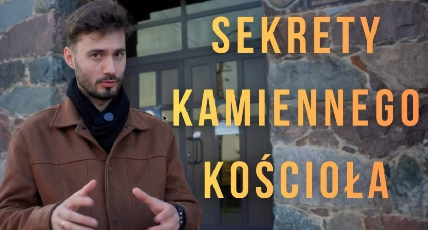 Najnowszy film Mateusza Grzymkowskiego. Kościół pod Łomżą zbudowany z kamienia [VIDEO]