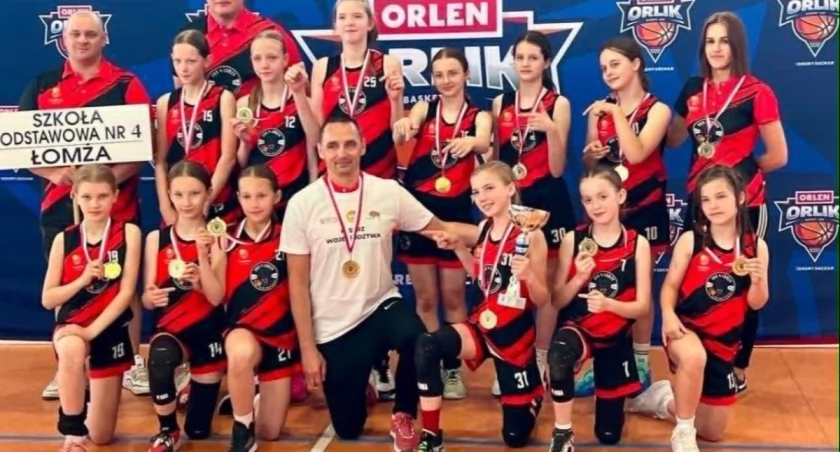 Uczennice „Czwórki” z Łomży rozpoczynają walkę o mistrzostwo Polski
