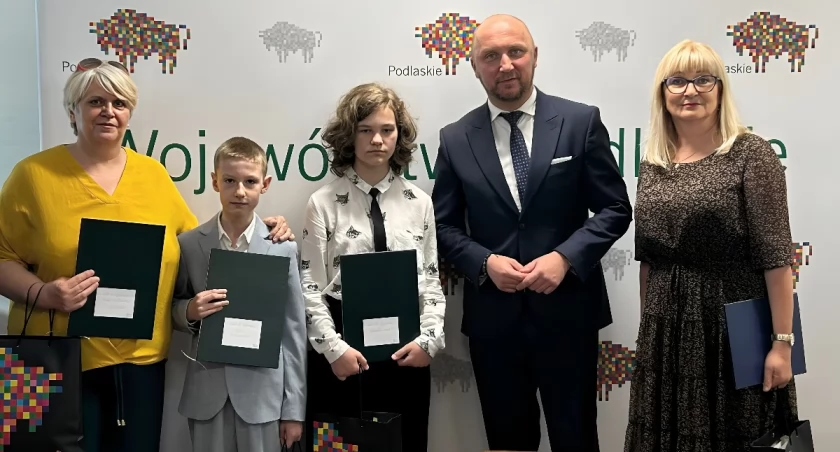 Najlepsi w województwie! Uczniowie SP1 w Łomży wygrali konkurs GEEK
