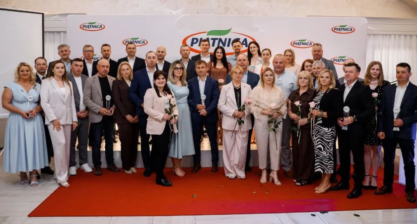 Mleczna elita na dorocznej gali w Piątnicy. 31 wyróżnień dla rolników z regionu 