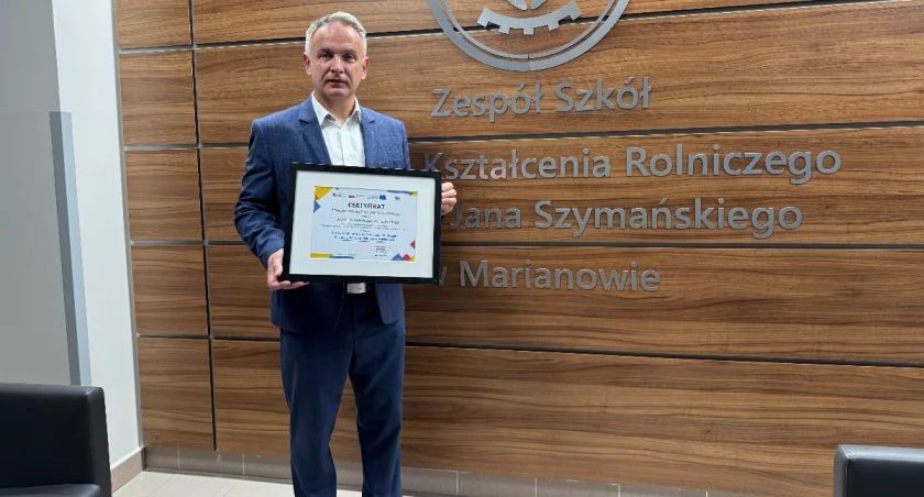 Szkoła w Marianowie doceniona certyfikatem doskonałości [FOTO]