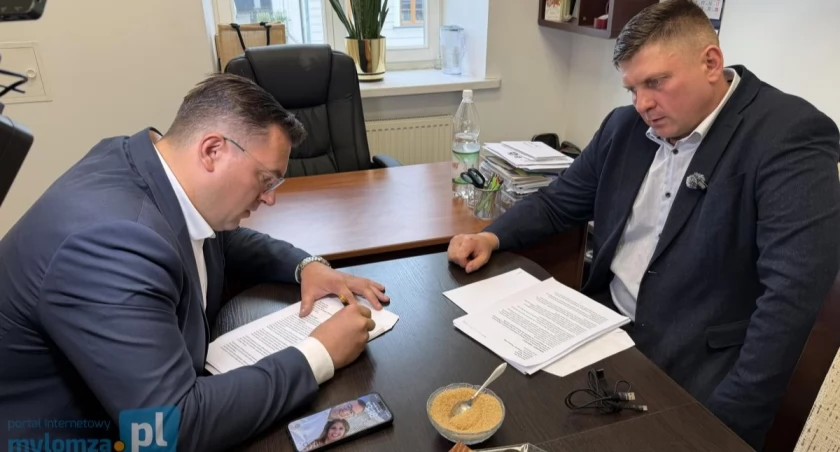Uczniowie z Marianowa zostaną w domach na rozpoczęcie roku szkolnego? Rodzice nie składają broni w sporze o dyrektora