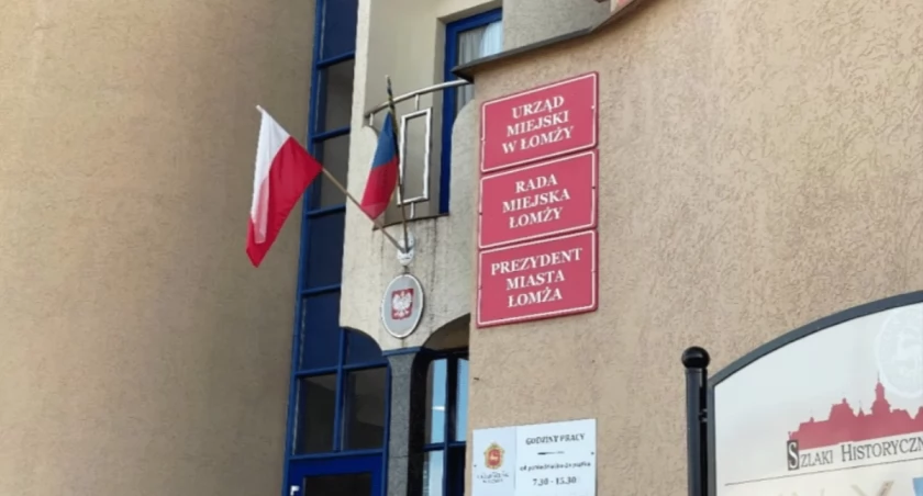 [LIVE] XXXIII zwyczajna sesja Rady Miejskiej Łomży