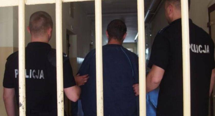 Weszli do cudzego domu o świcie. Grozi im 12 lat więzienia