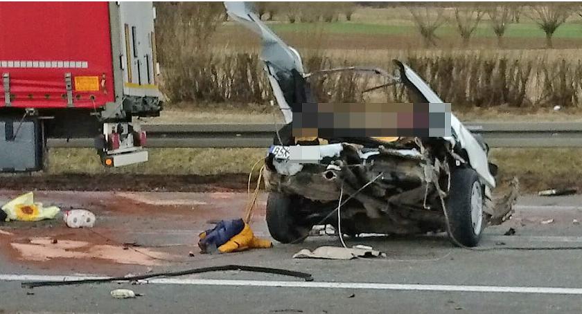 Koszmarny wypadek na DK8. Dwie osoby nie żyją [FOTO]